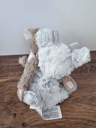 Hugging Goats (Set of 2)