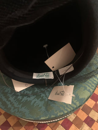 Peter Bettley 100% wool hat from Marshall Fields w/hat box (2pcs)