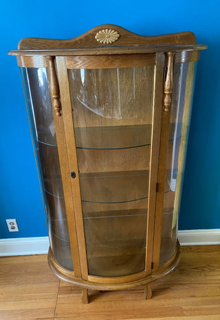 Vintage locking Curio Cabinet 15”x35”x59’”