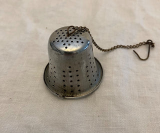 Vintage tea infuser bell 2”