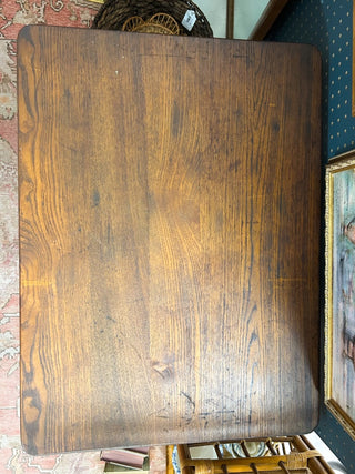 Antique Victorian-Style Wooden Side Table 29WX22DX29H