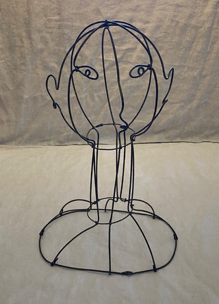 Vintage handmade wire sculpture 7”x10.5”x16”