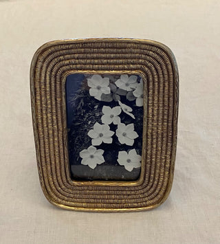 Metal picture frame 3.5”x5.5” picture opening