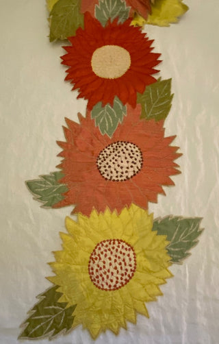 Vintage embroidered sunflowers table runner 16.5”x55”