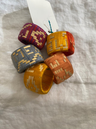 Vintage woven napkin rings (set of 5)