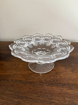 sm glass pedestal dish