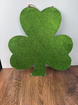 Glitter Hanging Shamrock (as found)