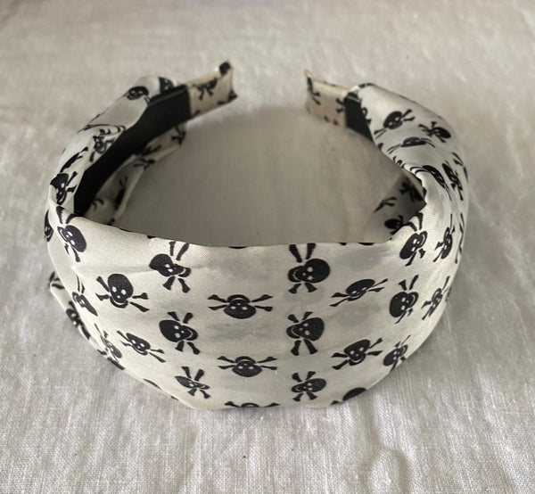 Satin skull and crossbones headband – Jackson Square