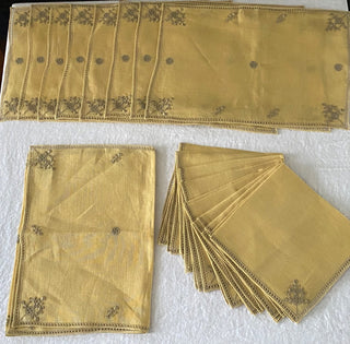 Vintage embroidered linen set with 8 napkins, 8 placemats and matching table runner
