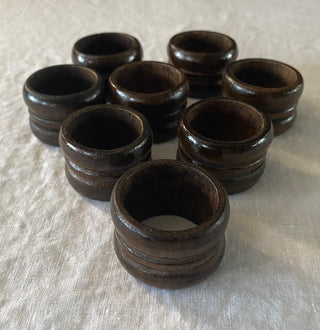 Vintage carved wooden napkin rings (set of 8) 1.5x1.5”