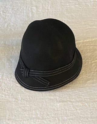 Vintage wool cloche hat