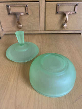 Green Frosted Trinket Dish w/Lid