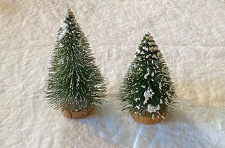 Vintage bottle brush trees (set of 2)