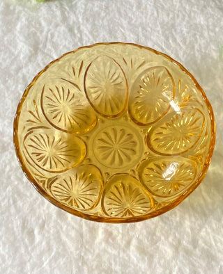 Vintage Anchor Hocking medallion bowl