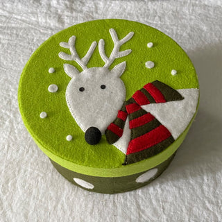 Felt reindeer gift box