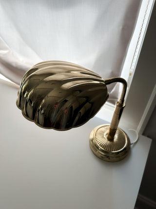 Brass Clam Shell Adjustable Desk Lamp