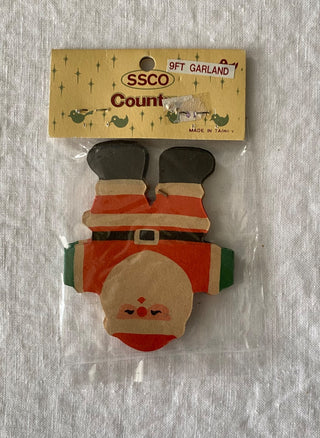 Vintage SSCO country Santa garland in original packaging 9 ft