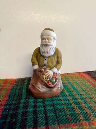 Mosser Glass Kneeling Santa Claus