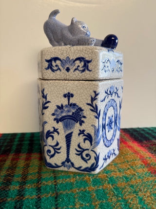 Asian Hexagon Cat Jar