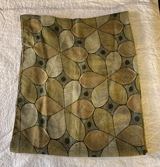 Vintage wool leaf print scarf 33x74”