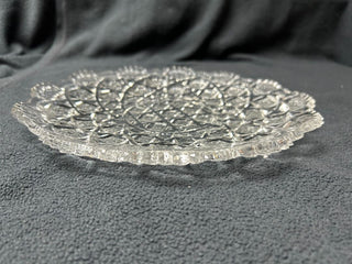 Scalloped edge plate