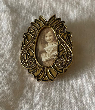 Vintage frame brooch