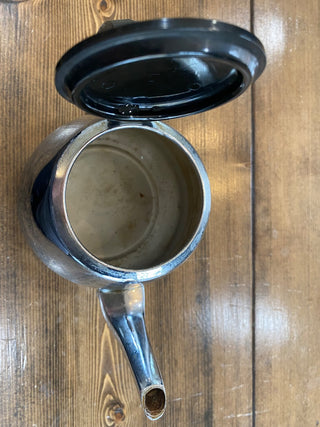 Swan Brand Willo Ware Teapot