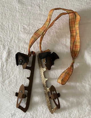 Antique metal ice skates (pair) AS IS