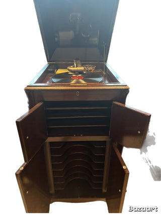 Victrola 1906 Record Player