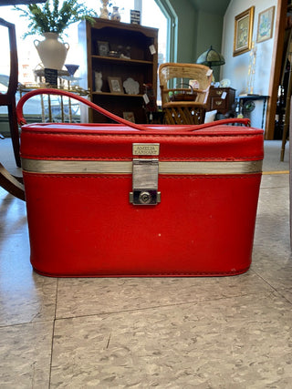 Amelia Earhart Red Train Case