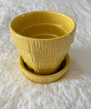 Vintage MCM McCoy basket weave planter