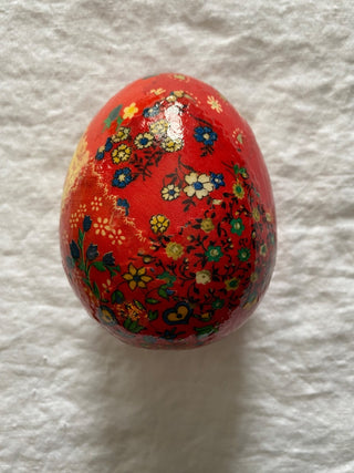 Vintage decoupage egg - large
