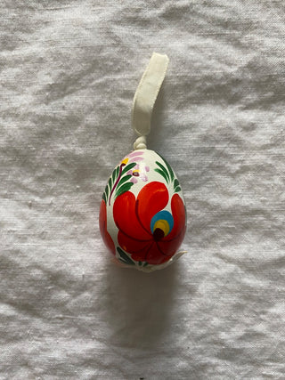 Vintage egg ornament- floral