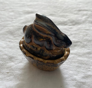 Vintage ceramic rabbit covered salt dish
