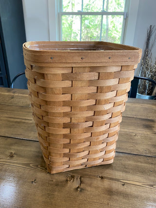 Longaberger Wastebasket w/liner