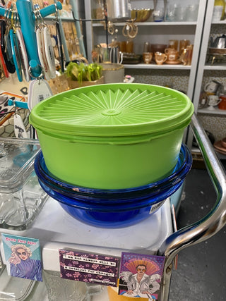 Tupperware 1204-30 Servalier Cannister