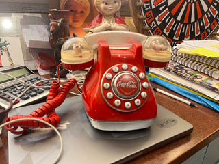 VTG 2001 Coca-Cola 'Snow Dome' Push Button Phone (Needs Cord, Tested, It Works!)