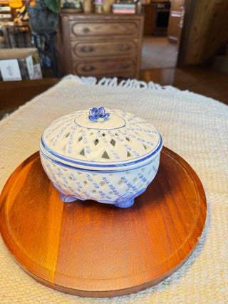Home & Garden Party Porcelain Blue & White Covered Dish