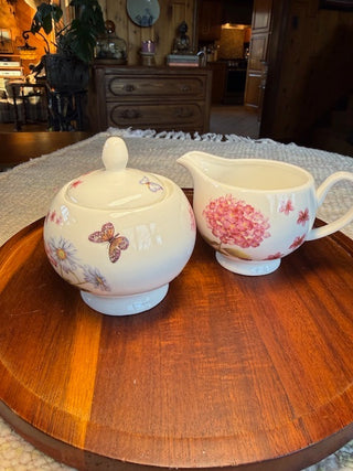 Grace's Teaware Creamer & Sugar Bowl w/Lid Set