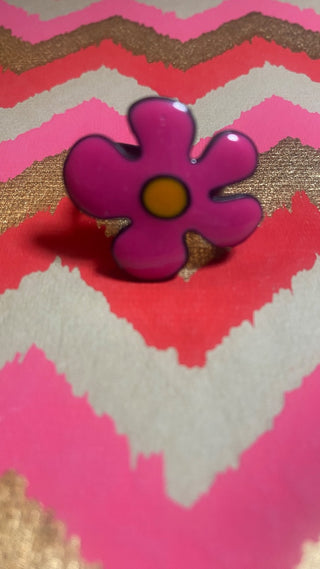Enameled pink flower ring 7.5