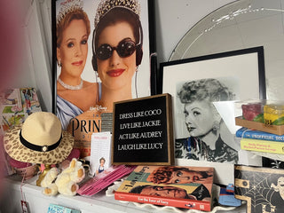 Dress Like Coco/Jackie/Audrey/Lucy Sign-New