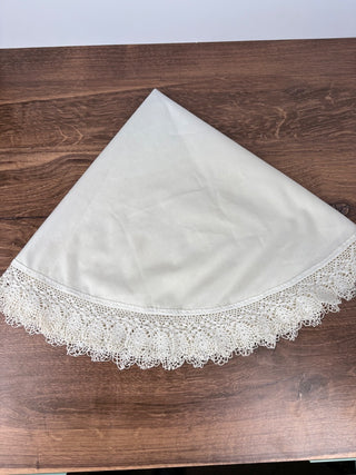 30 in Round Crocheted Edge Tablecloth