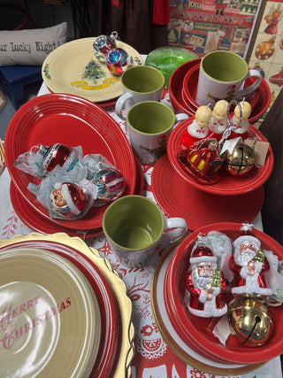 Fiesta Scarlet Two Tier Serve Tray 7/9" + Silver Handle