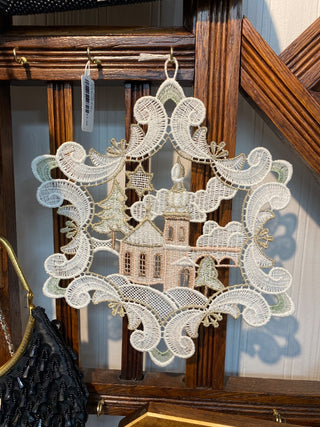 Russian Hanging Lace-Winter Scene