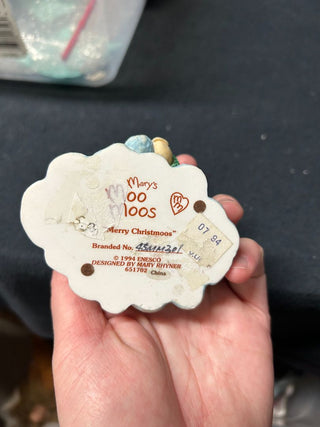 Mary's Moo Moos-"Merry Christmoos"