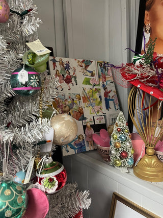 Bottle Brush Tree 9"-New