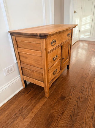 33WX18DX28H Antique Oak Cabinet w/ Original Hardware