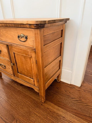 33WX18DX28H Antique Oak Cabinet w/ Original Hardware