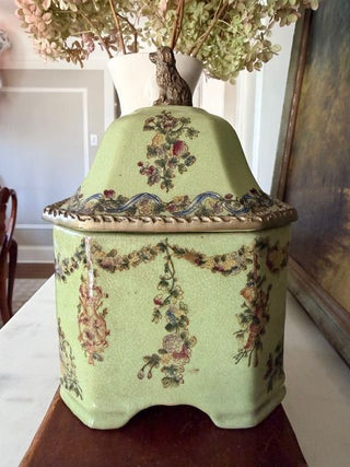 Chinese Porcelain Lidded Box w/ Brass Dog Finial