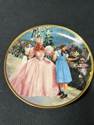 A Glimpse of the Munchkins-plate